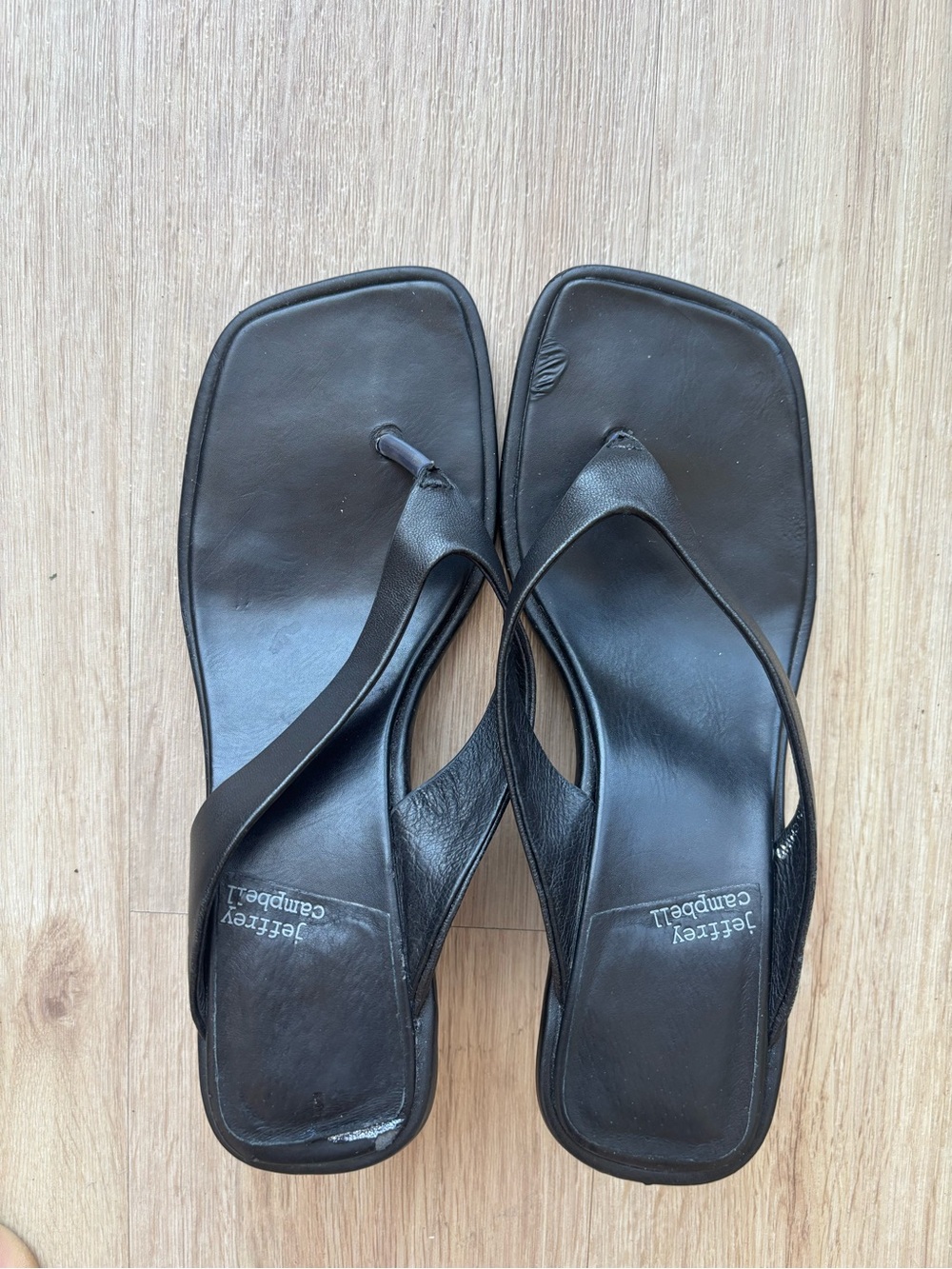 Jeffrey Campbell Black leather Square-Toe low heel Thong Sandals - Picture 2 of 9